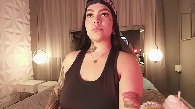 MAGIC TESSA online show from 14, 10, 2025