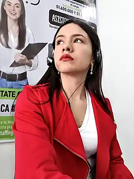 CHARLOTTE  05 online show from 6, 11, 2025