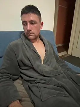 Snapshot of GsprDniel4 chatting on 20, 12, 2025 GsprDniel4 online show from 20, 12, 2025