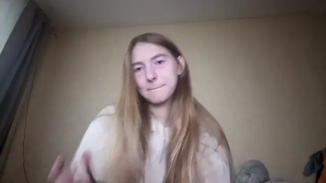 Nymera flare online show from 4, 11, 2025