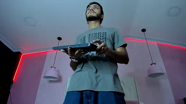 Boss Domiinator online show from 19, 3, 2026