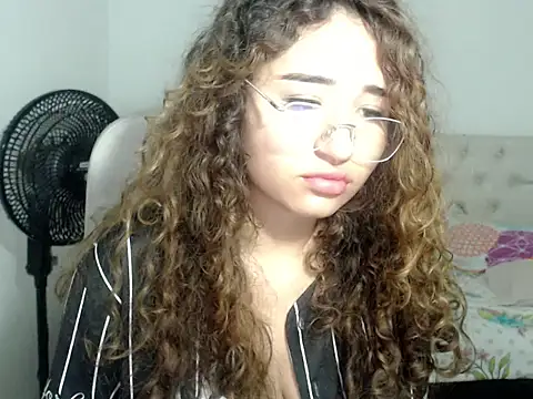 sasha 17  online show from 7, 10, 2025