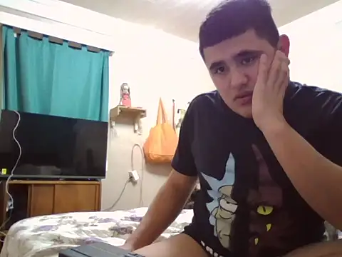 Snapshot of whitsblack chatting on 10, 9, 2025 whitsblack online show from 10, 9, 2025