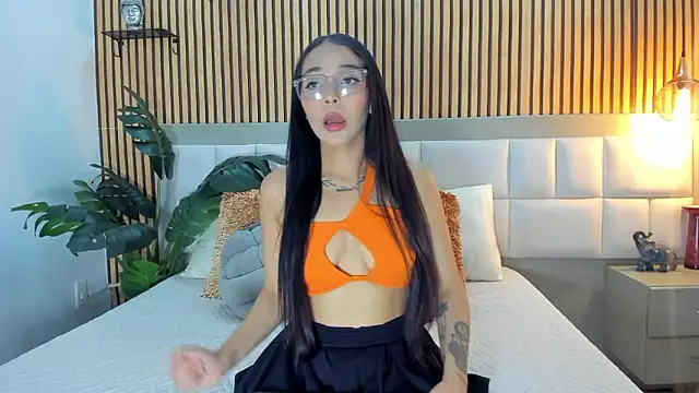 Roseaurora online show from 14, 1, 2026