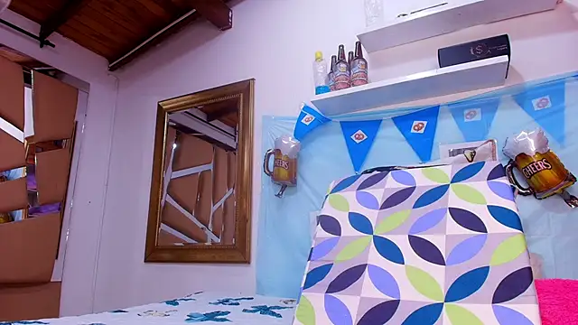 sweegirl69 online show from 3, 10, 2025