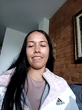 Snapshot of MiaForever1 chatting on 12, 5, 2026 MiaForever1 online show from 12, 5, 2026