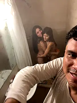 Clavelnegro online show from 14, 10, 2025