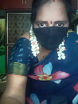 Snapshot of Mee_harini-telugupilla chatting on 26, 6, 2026 Mee harini-telugupilla online show from 26, 6, 2026