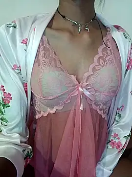 Snapshot of BunnyBloom25 chatting on 3, 10, 2025 BunnyBloom25 online show from 3, 10, 2025