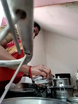 LUCKY cut online show from 31, 3, 2026