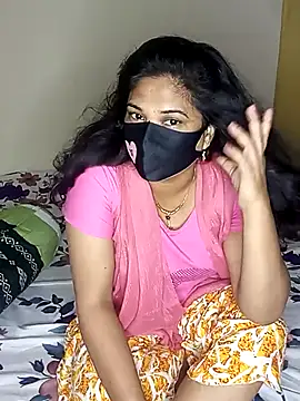 Snapshot of Nila_Boudi chatting on 8, 9, 2025 Nila Boudi online show from 8, 9, 2025