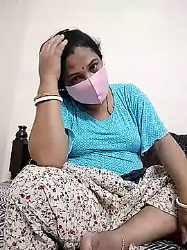 Snapshot of Nila_Boudi chatting on 12, 10, 2025 Nila Boudi online show from 12, 10, 2025