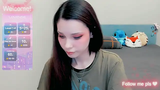 Kitten Alissa online show from 9, 11, 2025