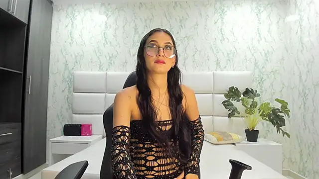 ValerySkinnyy online show from 10, 10, 2025