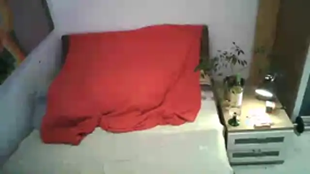 Snapshot of EdelHolz91 chatting on 25, 10, 2025 EdelHolz91 online show from 25, 10, 2025