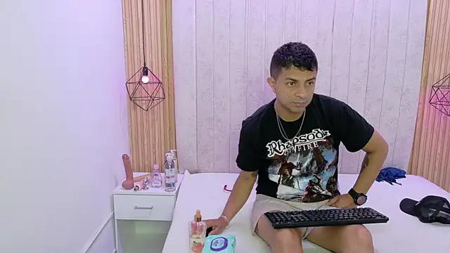 Kity spiderr online show from 5, 11, 2025