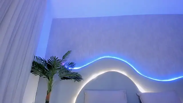 CannelaSmith online show from 15, 4, 2026