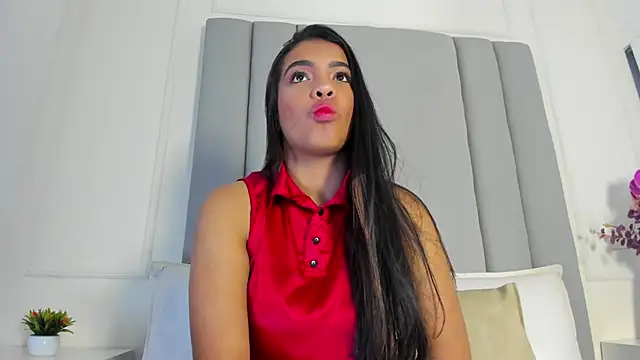 Snapshot of CannelaSmith chatting on 12, 6, 2026 CannelaSmith online show from 12, 6, 2026