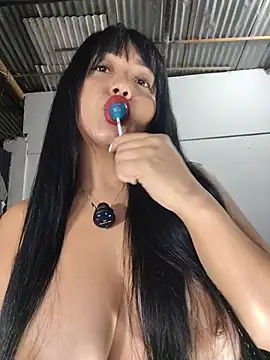 karly hot  online show from 22, 5, 2026