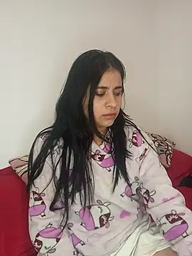 ValerieLove  online show from 29, 11, 2025