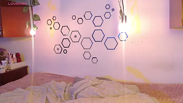 Snapshot of Hanami_cute chatting on 3, 10, 2025 Hanami cute online show from 3, 10, 2025