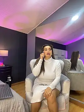 Samantha Milf   online show from 19, 2, 2026