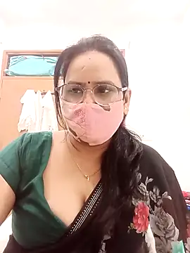 Snapshot of Your-vipasha chatting on 9, 5, 2026 Your-vipasha online show from 9, 5, 2026