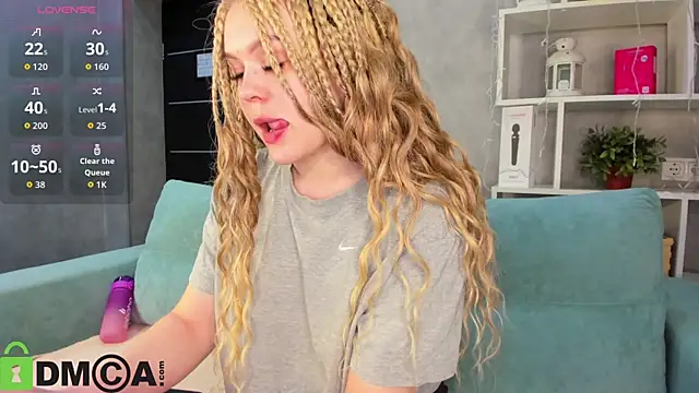 Snapshot of Jerry-Hall chatting on 27, 4, 2026 Jerry-Hall online show from 27, 4, 2026