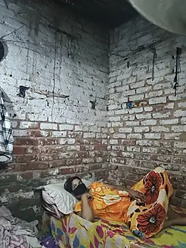 Aarushi sexy online show from 1, 7, 2026