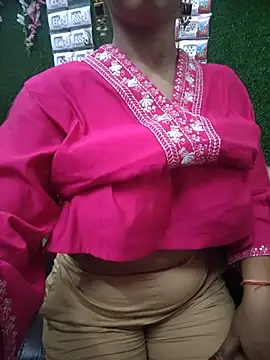 Snapshot of your_favourite_bhabhi chatting on 23, 7, 2026 your favourite bhabhi online show from 23, 7, 2026