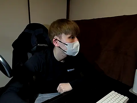 yuton 2525 online show from 12, 4, 2026