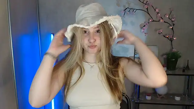 Snapshot of Milka_kamila chatting on 1, 7, 2026 Milka kamila online show from 1, 7, 2026