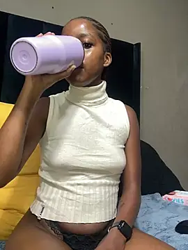 Littlebunny33 online show from 24, 3, 2026