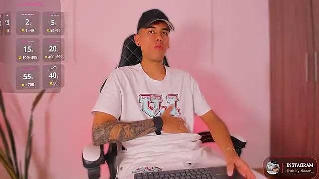 Nickyblazze  online show from 10, 11, 2025