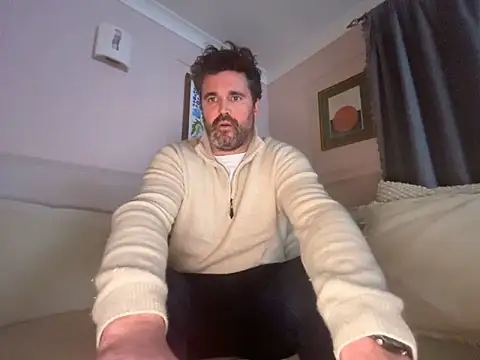 Snapshot of CyprioteWhitefly chatting on 6, 2, 2026 CyprioteWhitefly online show from 6, 2, 2026