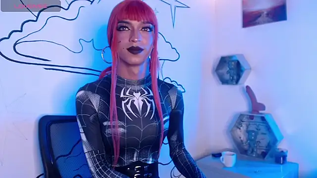 Snapshot of Trinity_Knox chatting on 31, 10, 2025 Trinity Knox online show from 31, 10, 2025