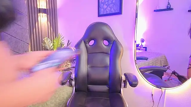 1Anya online show from 8, 11, 2025