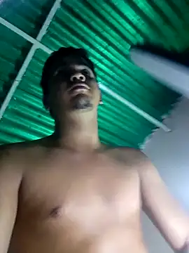 KamilaAndJavier online show from 13, 4, 2026