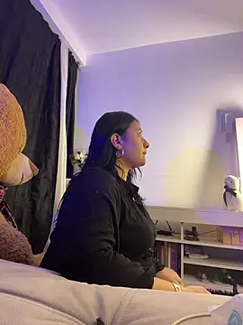 Elyross1  online show from 24, 10, 2025