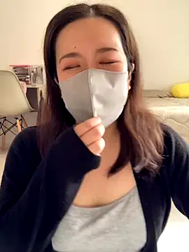 NATSUMI00 online show from 4, 11, 2025