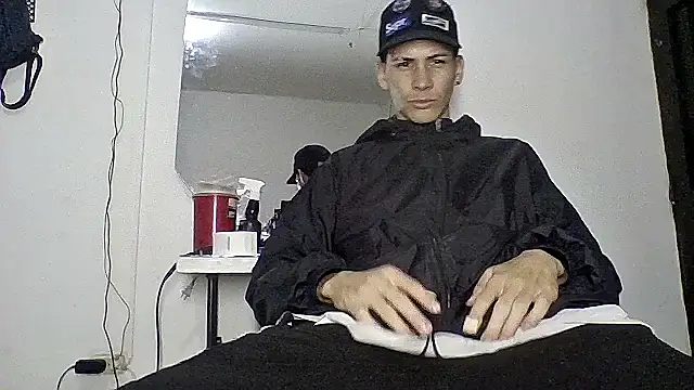 Snapshot of sam_hottt chatting on 18, 9, 2025 sam hottt online show from 18, 9, 2025