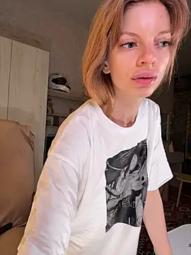 Snapshot of mari__papi chatting on 13, 6, 2026 mari papi online show from 13, 6, 2026