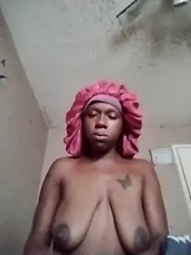 Snapshot of nawtyzaddie chatting on 15, 11, 2025 nawtyzaddie online show from 15, 11, 2025