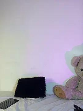 Charlottediolet online show from 24, 2, 2026