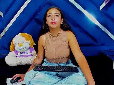 Snapshot of Violet_Nebula chatting on 18, 9, 2025 Violet Nebula online show from 18, 9, 2025
