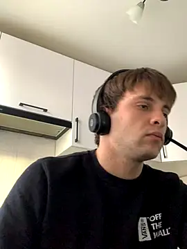 Snapshot of Kit_Kat01 chatting on 14, 11, 2025 Kit Kat01 online show from 14, 11, 2025