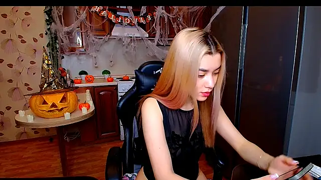 MaryamXSX online show from 30, 10, 2025