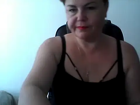 Snapshot of EllaLove2277 chatting on 11, 9, 2025 EllaLove2277 online show from 11, 9, 2025