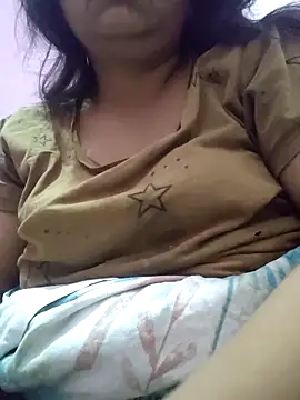 bitch-horny online show from 28, 11, 2025