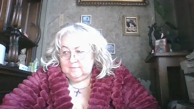 Lala-Love56 online show from 19, 11, 2025